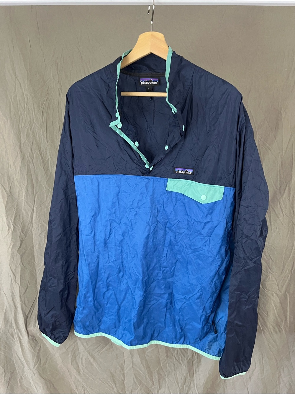 Patagonia Navy, Bright Blue & Mint Pullover Windbreaker